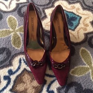 NWOT! Cute "snakeskin" style pumps