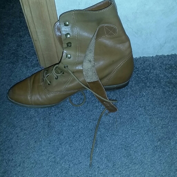 Sabree Boots