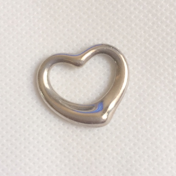 ❗️SOLD❗️Tiffany & Co. Elsa Peretti necklace - Picture 3 of 4