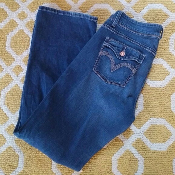 529 Levi's