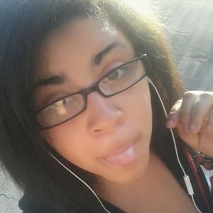 Meet your Posher, Nikkia