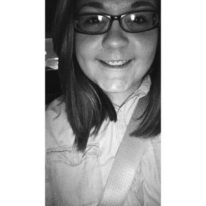 Meet your Posher, Macyn