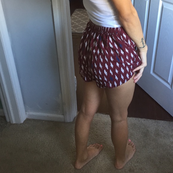 Abercrombie & Fitch shorts - Picture 2 of 4