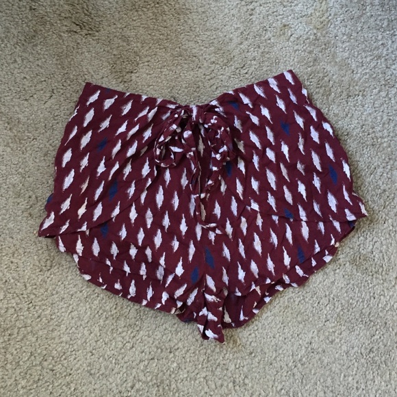 Abercrombie & Fitch shorts - Picture 3 of 4