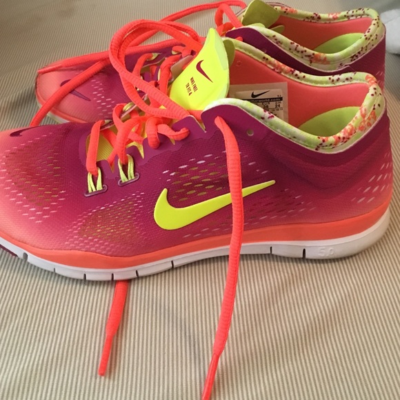 Nike women's shoes 7s