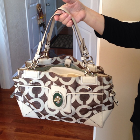 Coach authentic - Picture 2 of 3