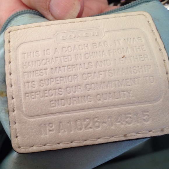 Coach authentic - Picture 3 of 3