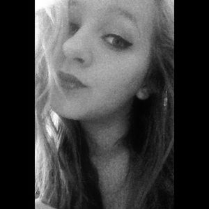 Meet your Posher, Marissa