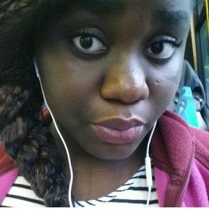 Meet your Posher, Edine