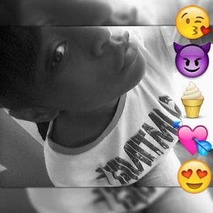 Meet your Posher, Kendra