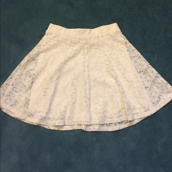 Cream Colored Lace Skater Skirt