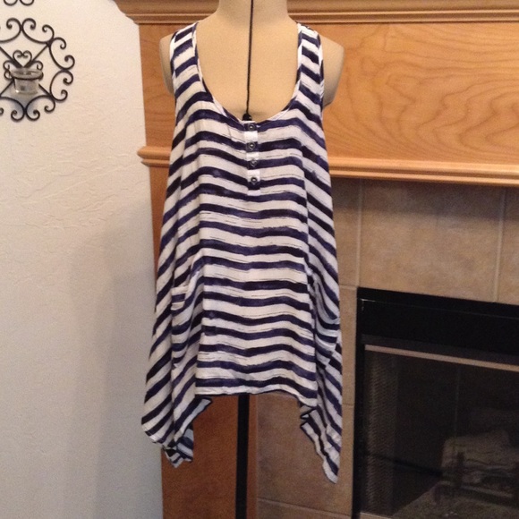 Coulturephit Tops - CULTUREPHIT -TANK TOP