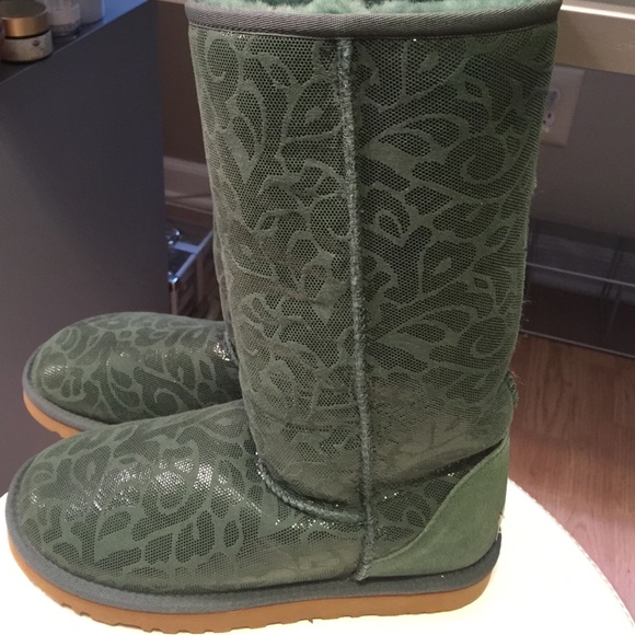 Hunter green Authentic Ugg boots
