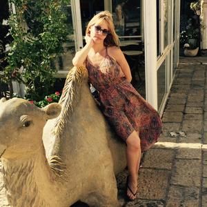 Meet your Posher, Wendy