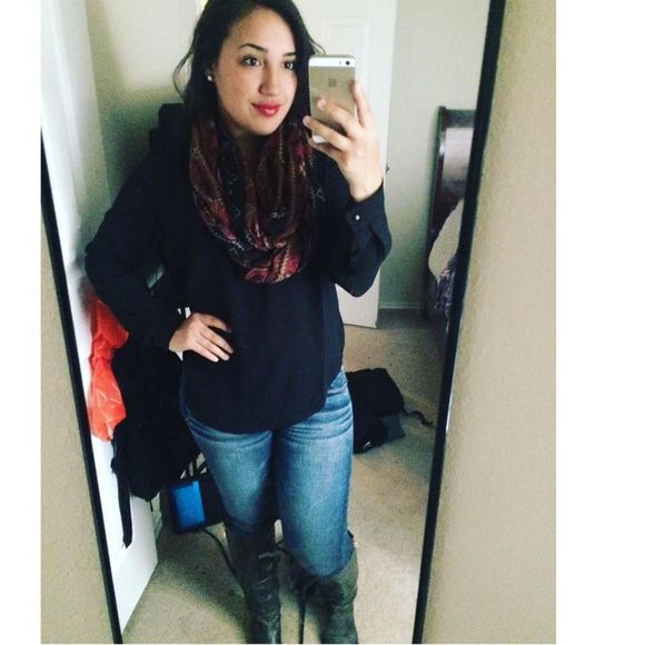 Meet your Posher, Crista - Picture 1 of 1