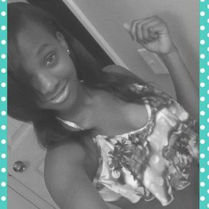 Meet your Posher, Dee