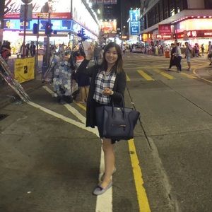 Meet your Posher, Beatrice