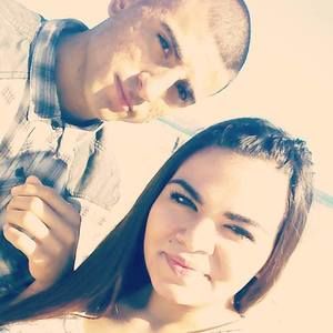 Meet your Posher, Selena