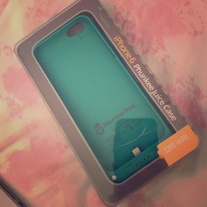 iPhone 6 Charging Case