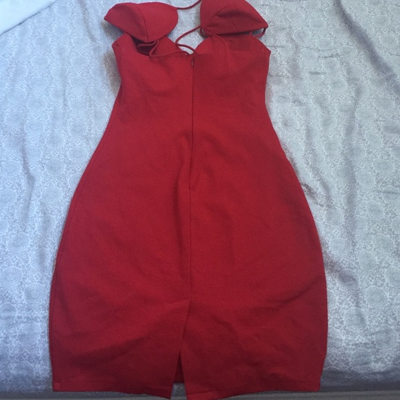 Red Dress - Picture 2 of 3