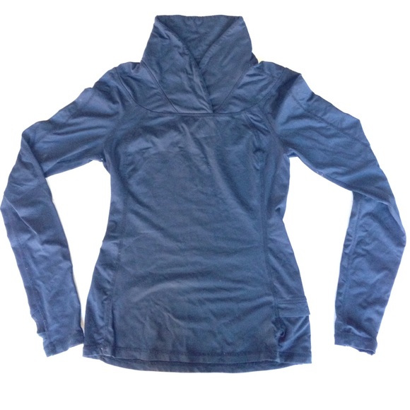 Lululemon sz 4 long sleeve running top