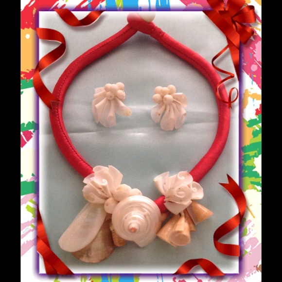 🎉2X H-P🎉Shell Necklace & Earrings Set🎉