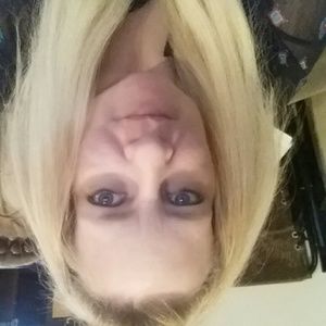 Meet your Posher, Natasha