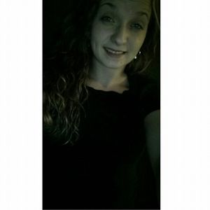 Meet your Posher, Kendra