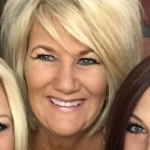 Meet your Posher, Dana