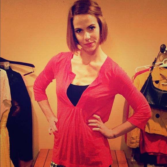 Flowy but structured J Crew top!