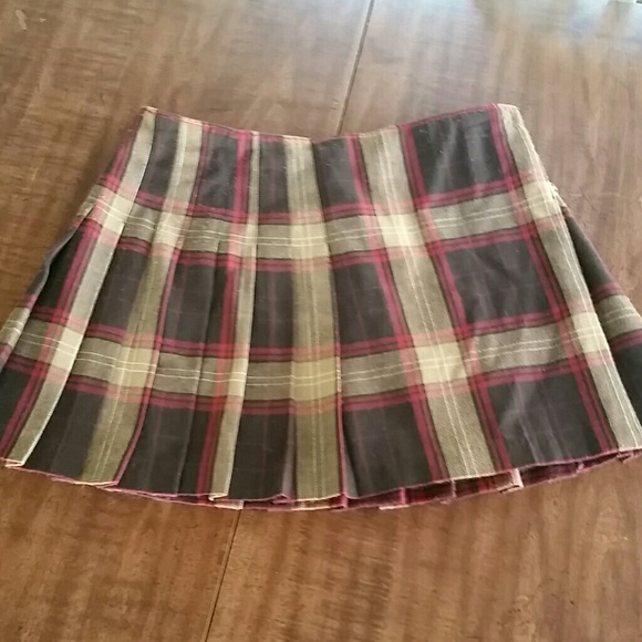 Mini Skirt - Picture 1 of 3