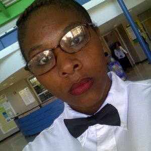 Meet your Posher, Vinecia