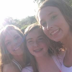 Meet your Posher, Caitlyn