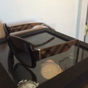 Burberry sunglasses