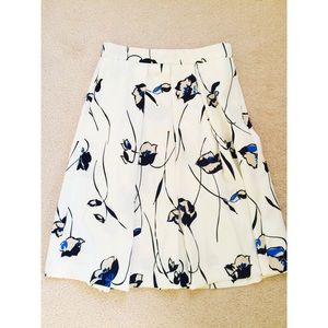 Zara midi skirt 🌸🌷🌺