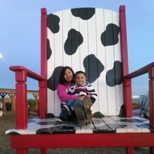 Meet your Posher, Danielle-n