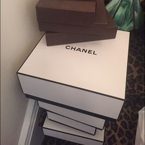 Chanel & Loui Vuitton Boxes