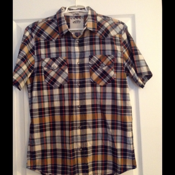 Men's size large shirt