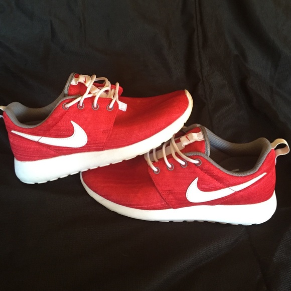 Nike Roshe Runs