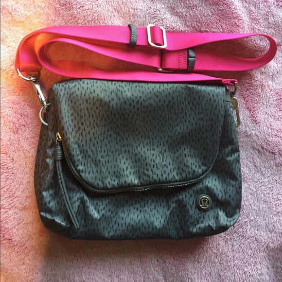 Lululemon Party Om bag