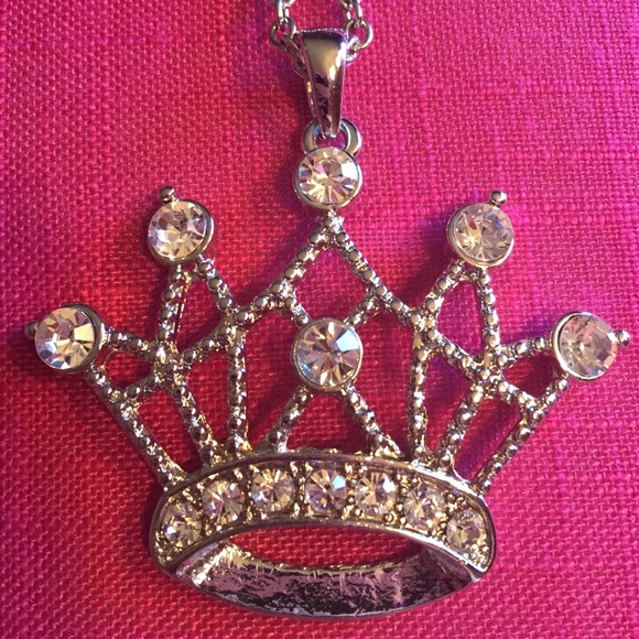 Princess Crown Rhinestone Necklace - Picture 4 of 4