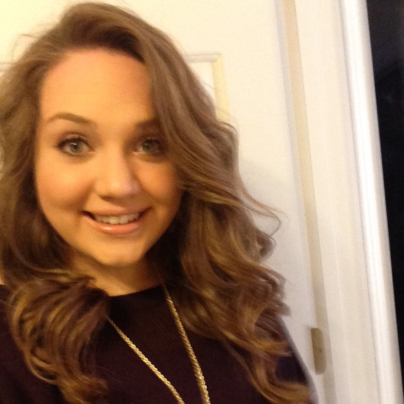 Meet your Posher, Elizabeth - Picture 1 of 1