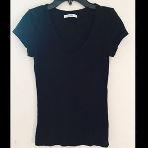 Basic black V neck T-shirt