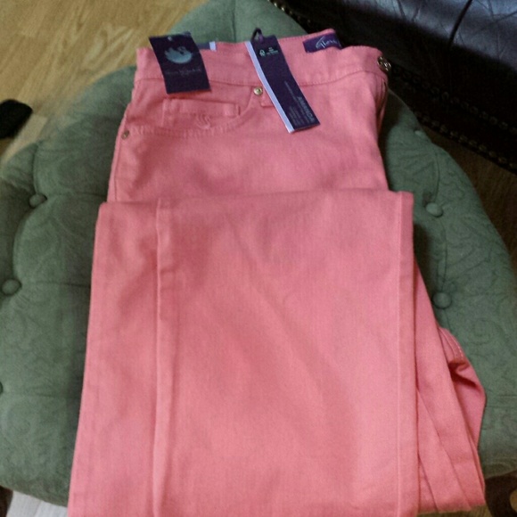 Jeans - Picture 2 of 2