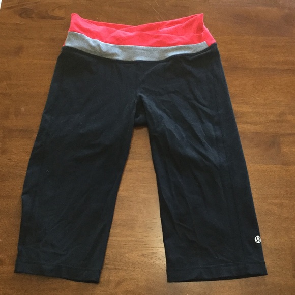 Lululemon capris. Size 6