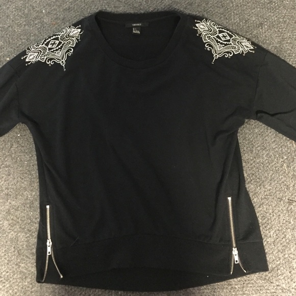 Forever 21 sweater - Picture 3 of 3