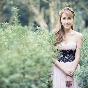 Meet your Posher, Vania