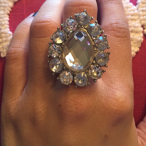 Cocktail Ring - Picture 4 of 4