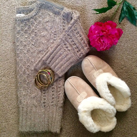 UGG Shoes - (188) UGG Coquette Slipper Size 9