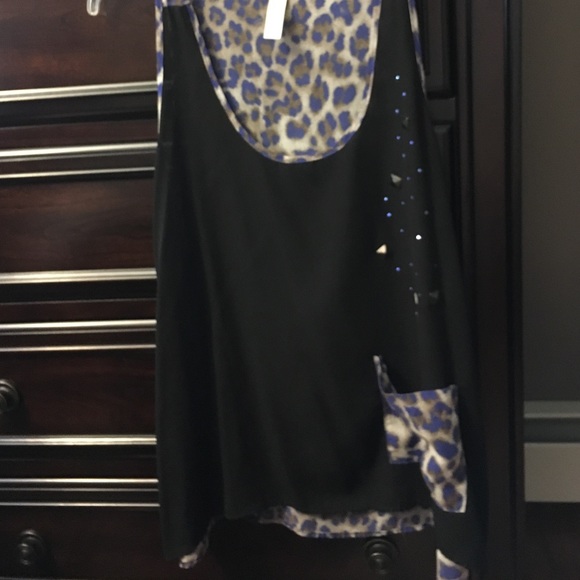 Tank top - Picture 1 of 2